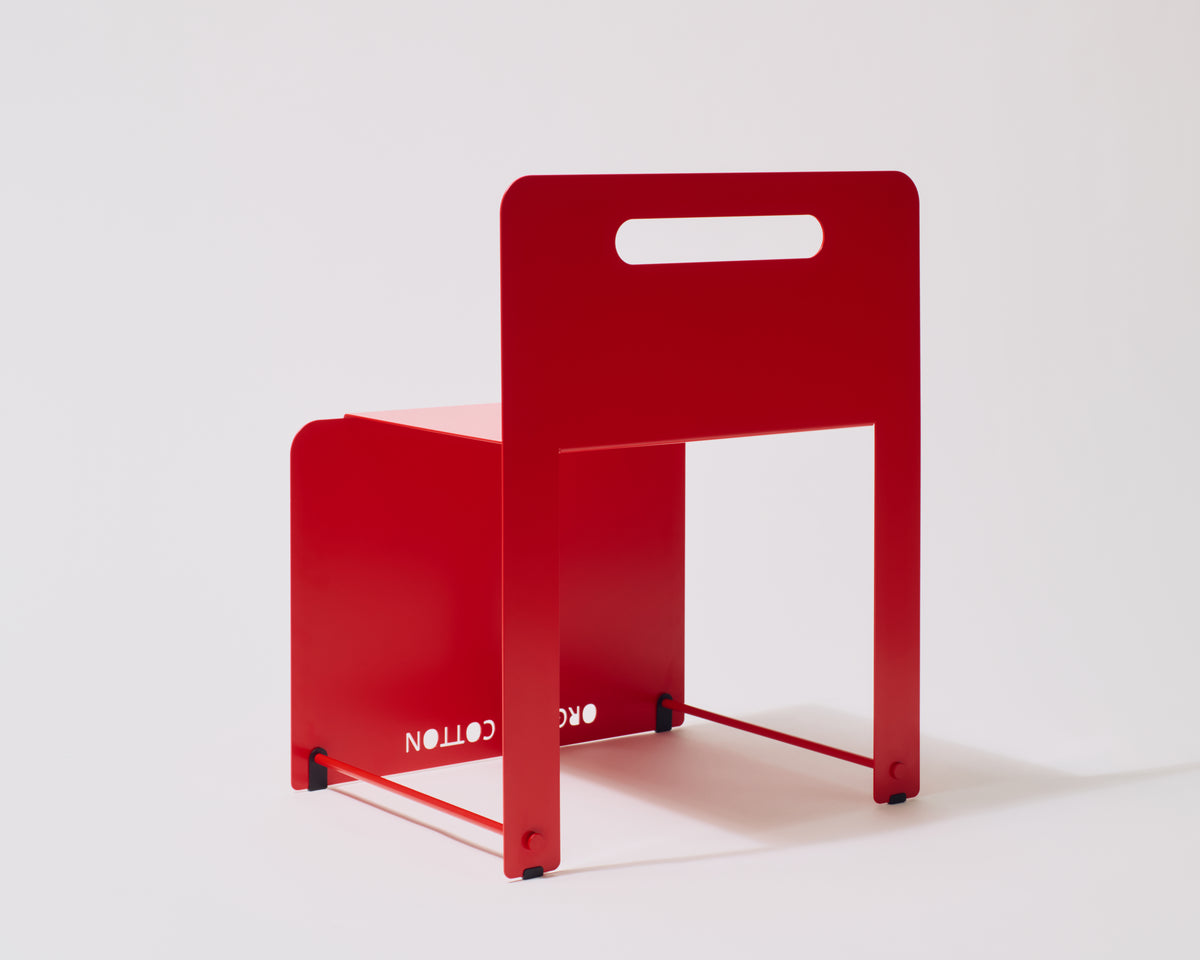 V1 - Fold Chair (red)