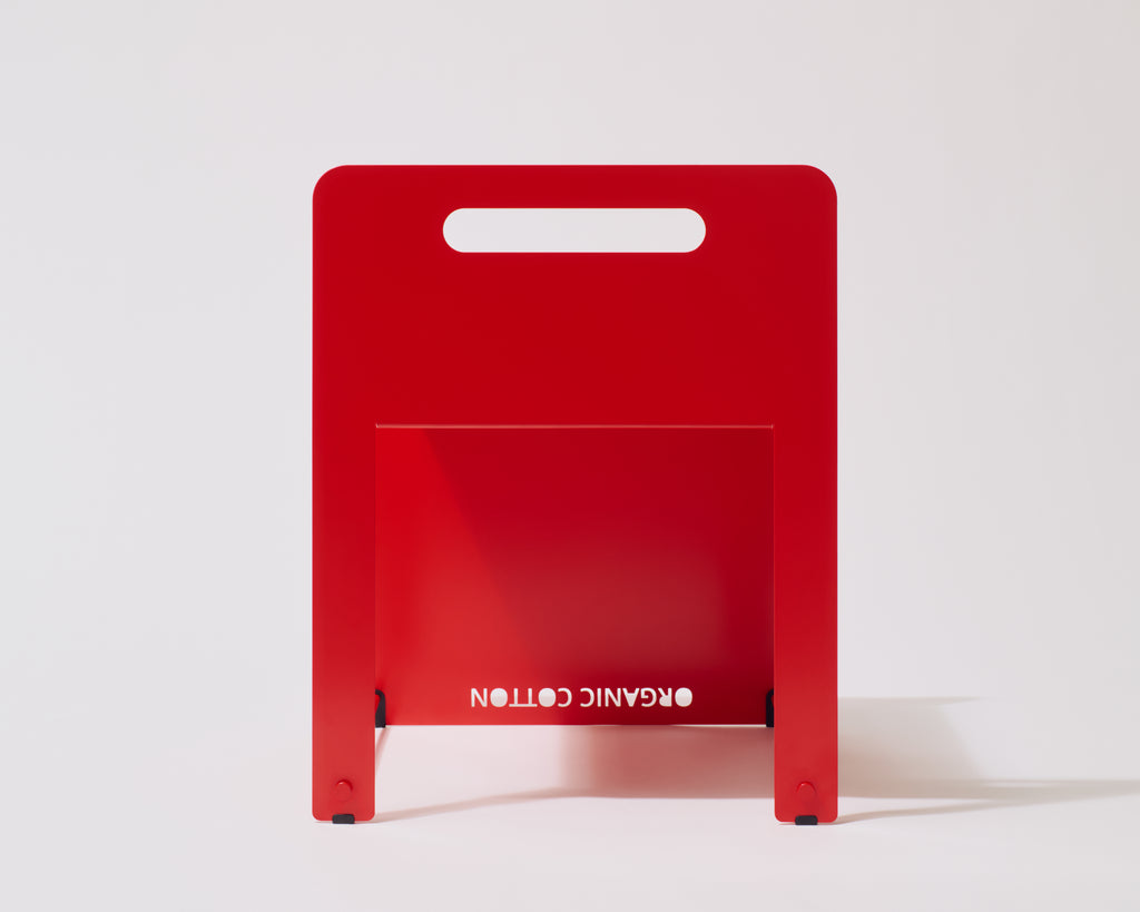 V1 - Fold Chair (red)